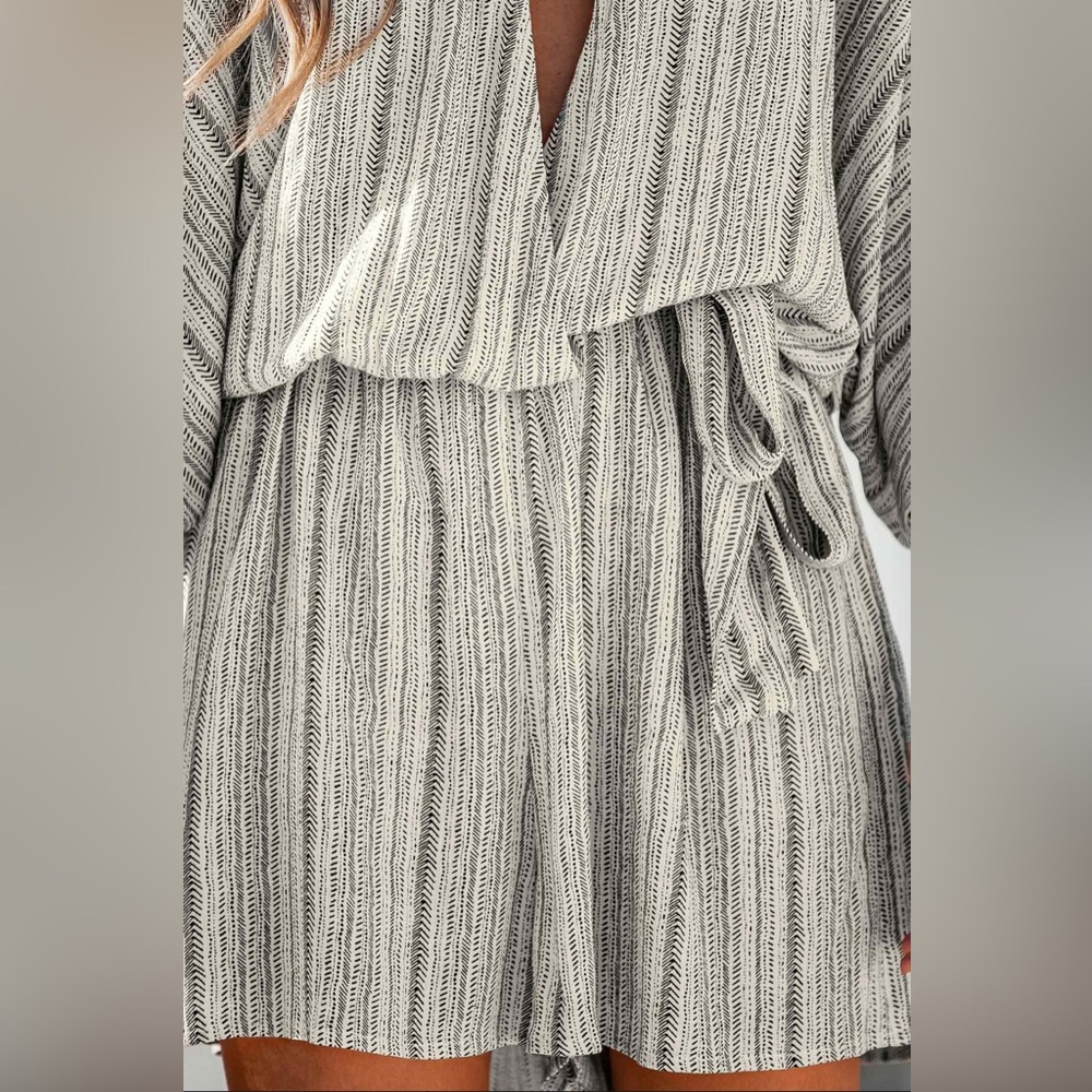 NWT CUPSHE Belted Striped Romper | Small - Picture 5 of 7